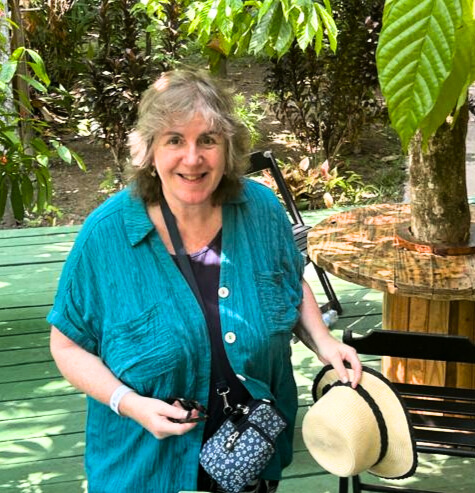 Tracy Madsen - English & Portuguese Teacher